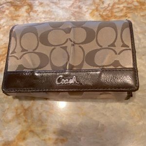 Coach wallet, brown and tan